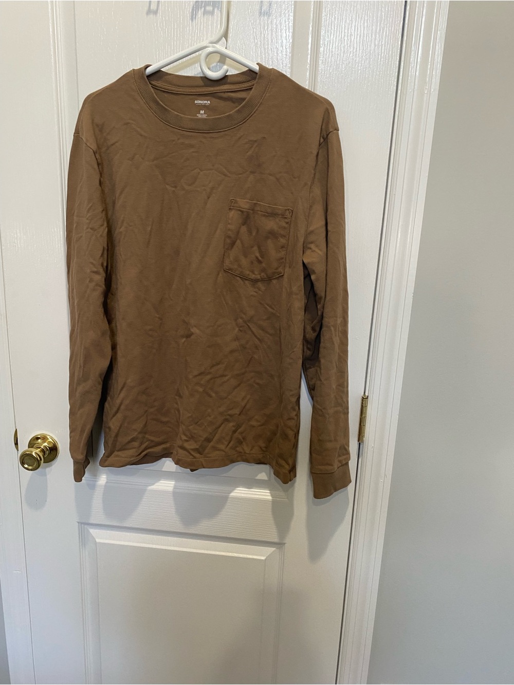 Sonoma Men's Long-Sleeve Crewneck Pocket Tee in Brown